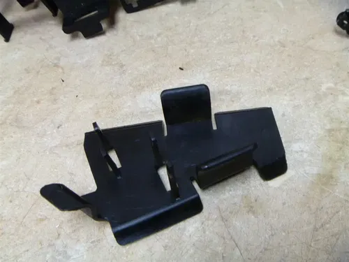 Honda 700 VF MAGNA VF700-C Used Original Misc Frame Hardware 1985 #HB70