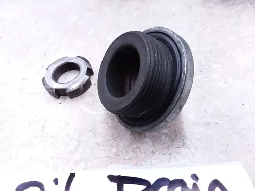 Honda 175 Scrambler CL CL175 K5 Engine Case Drain Bolt & Filter Nut 1971 ANX-C43