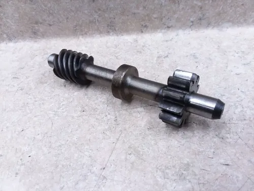 Suzuki T350 Twin 350 Rebel Inner Engine Oil Pump Gear Driven Shaft 1972 ANX-C