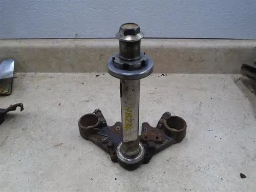 Yamaha 250 DT ENDURO DT250 Steering Stem 1978 SE YB236