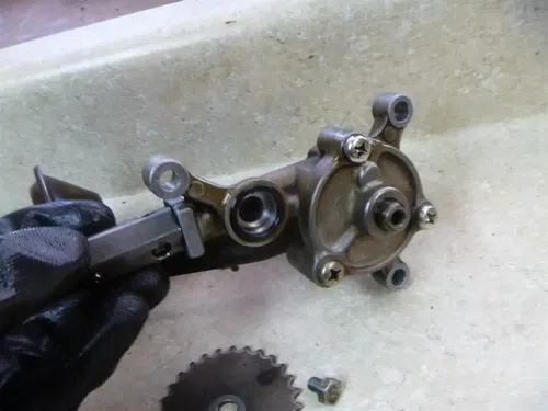 Honda 500 GL INTERSTATE GL500-I Used Engine Oil Pump 1982 HB198