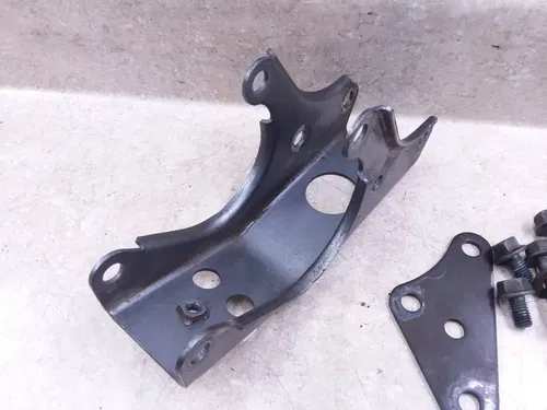 Yamaha 225 XT XT225 Motor Mount Bracket & Bolts Assembly 2003 ANX-C45