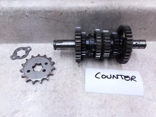 Yamaha 225 XT XT225 Engine Transmission Counter Shaft Gears 2003 ANX-C45
