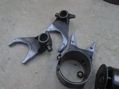 Kawasaki 750 KZ KZ750B TWIN KZ750-B Used Engine Shift Drum Forks 1978 KB95