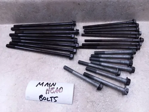 Honda V65 Magna VF VF1100 Engine Main Cylinder Head Bolt Lot 1983 ANX-B198