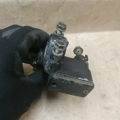 Honda 200 XL XL200 Front Brake Master Cylinder 1984 HB579