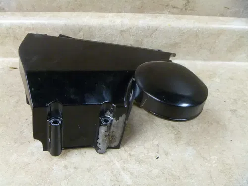 Kawasaki ZR7 ZR750 ZR 750 F Used Engine Sprocket Chain Cover 2000 KB61