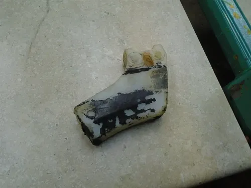 Yamaha 125 YZ YZ125-J Used Rear Chain Guide Slider 1982 YB156