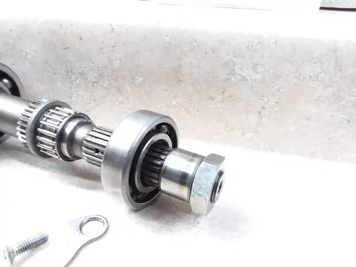 1982 Kawasaki KZ 750 KZ750-N Spectre Engine Starter Clutch Shaft & Chain PJ-10