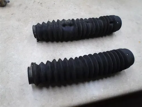 Kawasaki 200 KDX AHRMA KDX200 Used Torn Fork Boots Covers 1983 WD KB110
