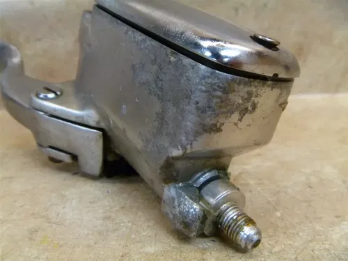 Suzuki 1500 VL INTRUDER VL1500 Front Brake Master Cylinder 1998 #SB19