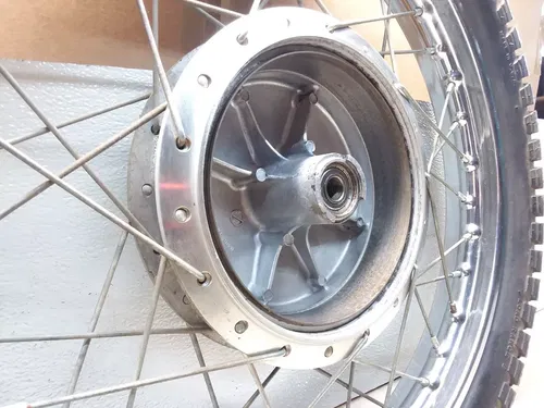 VTG 1970 Suzuki T250-II Hustler Front Wheel & Tire Assy ANX-B216