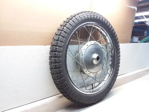 VTG 1970 Suzuki T250-II Hustler Front Wheel & Tire Assy ANX-B216