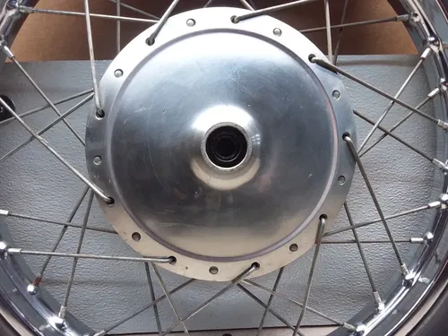 VTG 1970 Suzuki T250-II Hustler Front Wheel & Tire Assy ANX-B216