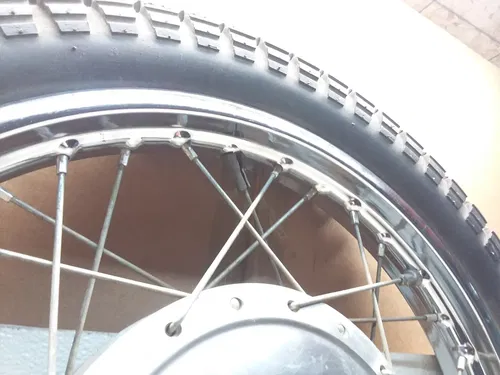 VTG 1970 Suzuki T250-II Hustler Front Wheel & Tire Assy ANX-B216