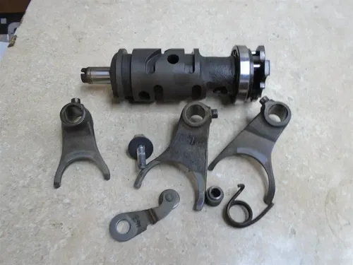 Honda 500 VT FT ASCOT VT500FT Used Engine Shift Drum Forks 1983 HB263