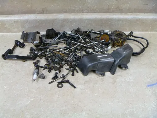 Yamaha 650 XJ TURBO XJ650-L-J Used Engine Misc Case Bolts #YB28 Vintage