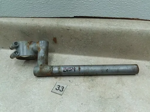Honda CBR1100-XX CBR1100XX Blackbird Right Handlebar 2000 #33 ANX B154