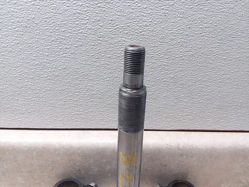 VTG 1970 Suzuki T250-II Hustler Steering Stem Lower Triple Tree Clamp ANX-B216