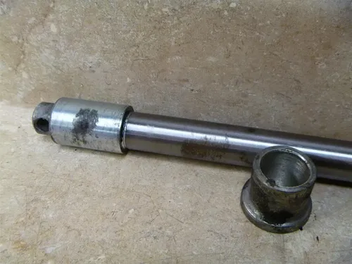 Honda 700 VF MAGNA VF700-C Used Original Rear Wheel Axle 1985 #HB70