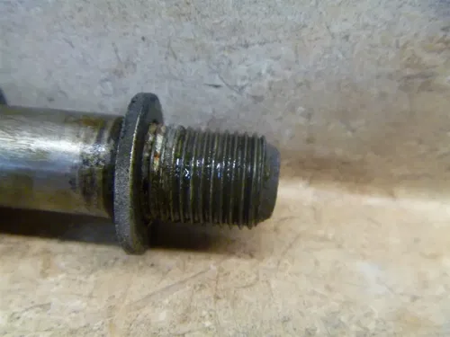 Honda 650 CB NIGHTHAWK CB650SC CB 650 SC Rear Wheel Axle 1983 HB107