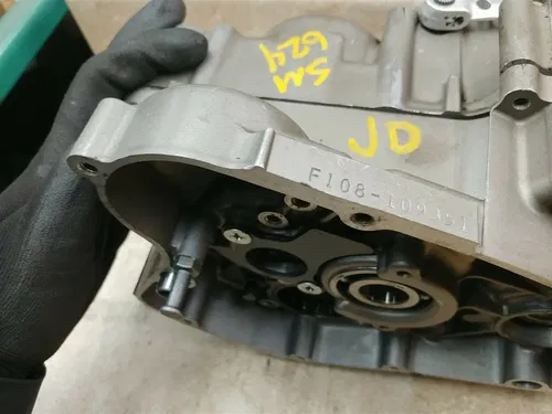 Suzuki 80 RM RM80 Used Engine Cracked Damaged Case Cases 1985 SM624 JD