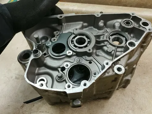 Suzuki 80 RM RM80 Used Engine Cracked Damaged Case Cases 1985 SM624 JD