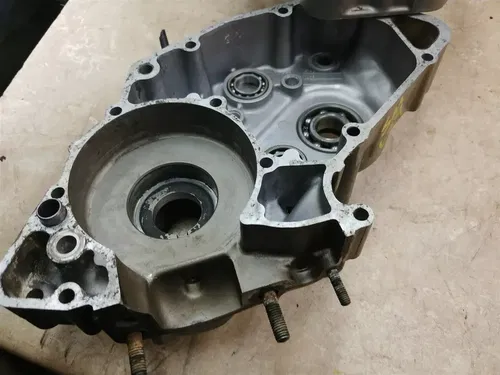 Suzuki 80 RM RM80 Used Engine Cracked Damaged Case Cases 1985 SM624 JD