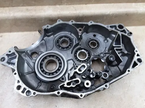 Yamaha 600 TT600 Engine LEFT Crankcase 1984 ANX B213