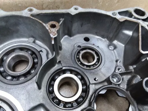 Yamaha 600 TT600 Engine LEFT Crankcase 1984 ANX B213
