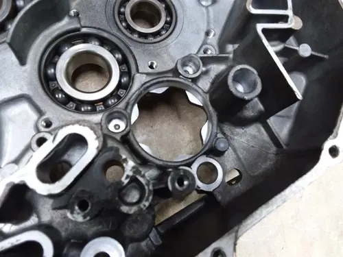 Yamaha 600 TT600 Engine LEFT Crankcase 1984 ANX B213