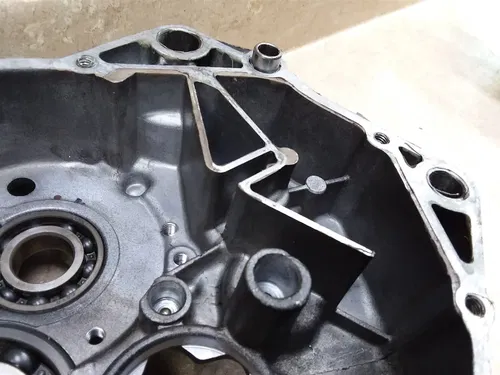 Yamaha 600 TT600 Engine LEFT Crankcase 1984 ANX B213