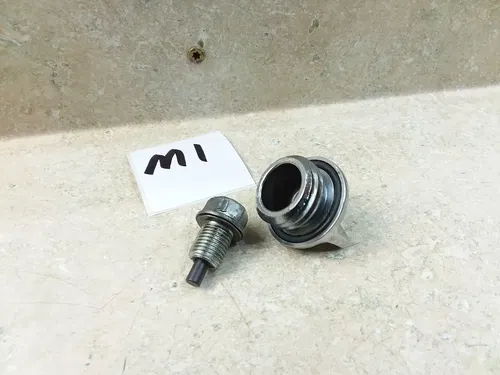 1996 Yamaha Virago XV 1100 XV1100 Engine Oil Fill Cap & Drain Plug ANX-A53 #M1