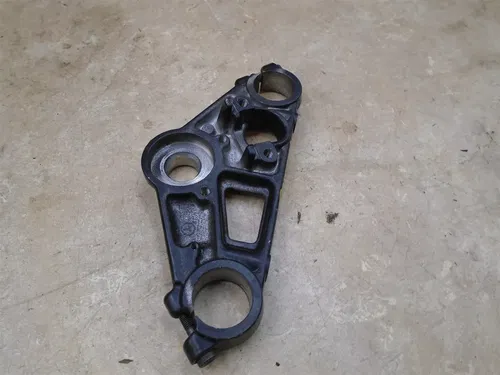 Honda 750 VF SABRE VF750S VF750-S Fork Triple Clamp 1983 HB543