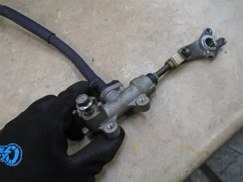 Suzuki 500 GS GS500 Used Rear Brake Master Cylinder 1993 SB107