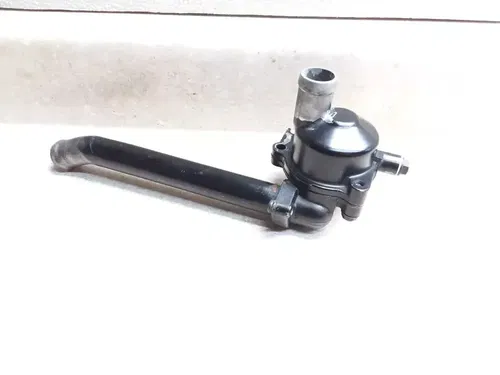 1984 Honda V65 Sabre VF1100S VF 1100 Engine Thermostat & Cover Pipe Assy PJ-1