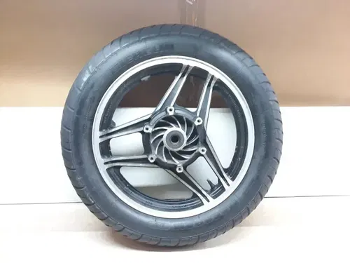 1984 Honda V65 Sabre VF1100S VF 1100 Rear Wheel & Tire PJ-1
