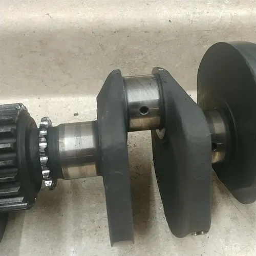 Kawasaki 650 KZ KZ650B KZ650-B Engine Crankshaft 1978 KB163