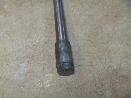 Honda 750 VF V45 SABRE VF750-S VF 750 S Front Wheel Axle 1982 HB112