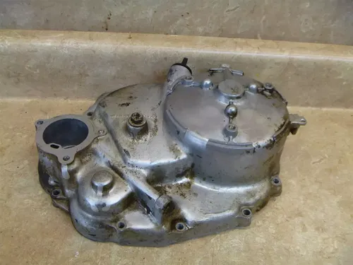 Yamaha 250 YFB TIMBERWOLF YFB250 4X4 Engine Right Clutch Cover 1994 YB99