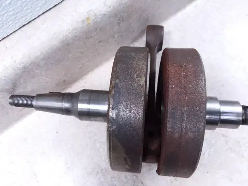Yamaha 250 Enduro DT DT250 Engine Crank Crankshaft RUST 1975 ANX-B224