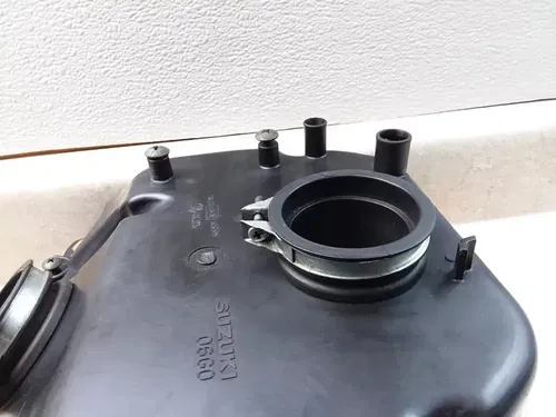 2006 Suzuki V-Strom DL-1000 Bottom Air Cleaner Box Case Housing PJ-12