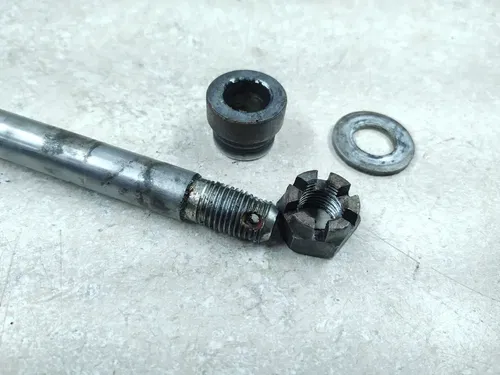 Yamaha 650 Seca Turbo XJ XJ650 Front Wheel Axle 1982 ANX