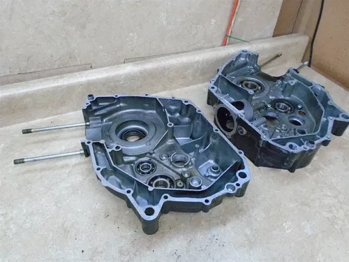 Suzuki 370 SP ENDURO SP370 Used Engine Case Cases Set 1978 SB63