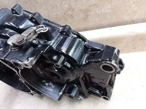 Yamaha 600 TT600 Engine LEFT Crankcase 1984 ANX B213