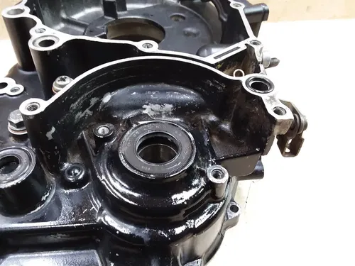 Yamaha 600 TT600 Engine LEFT Crankcase 1984 ANX B213