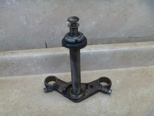 Suzuki 550 GS GS550-E Used Steering Stem 1978 Vintage #SB16