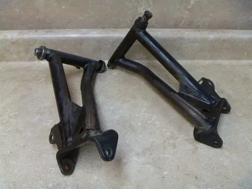 Yamaha 200 YFM MOTO-4 YFM200-DXS Used Right Left A-Arm Set 1986 Vintage YB47