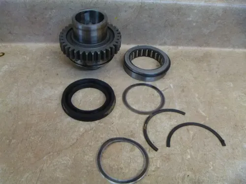 Yamaha 750 XS STANDARD XS750-2D Used Engine Transmission Drive Gear 1977 YB88