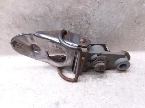 Yamaha 360 Enduro DT DT360 Seat Mount Latch NO KEY 1974 DT250 ANX-B221